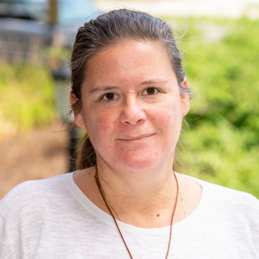 headshot of kelly zamudio