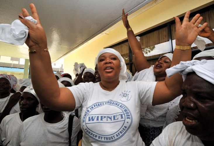 Leymah Gbowee, Bartels 2022, mobilized women to protest ongoing conflict in Liberia.