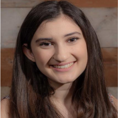 Sarah Hughner headshot