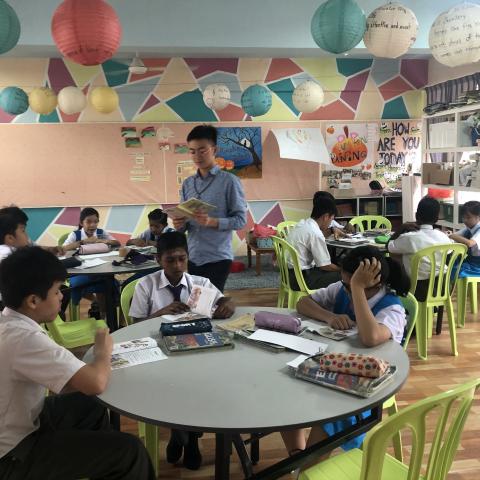 Fulbright student teaches in a Malaysian classroom