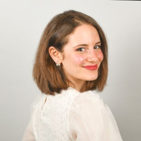 Picture of graduate student Julia Sebastien 